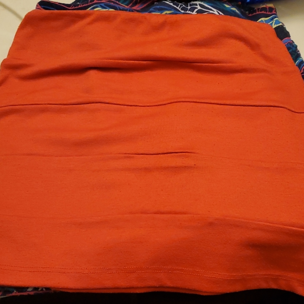 Medium coral polyester rayon mini skirt NOLLIE